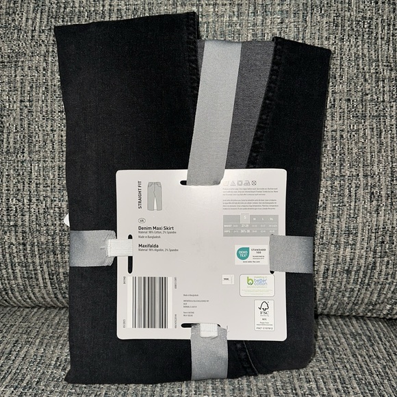 Serra Black Denim Maxi Skirt - Picture 2 of 3